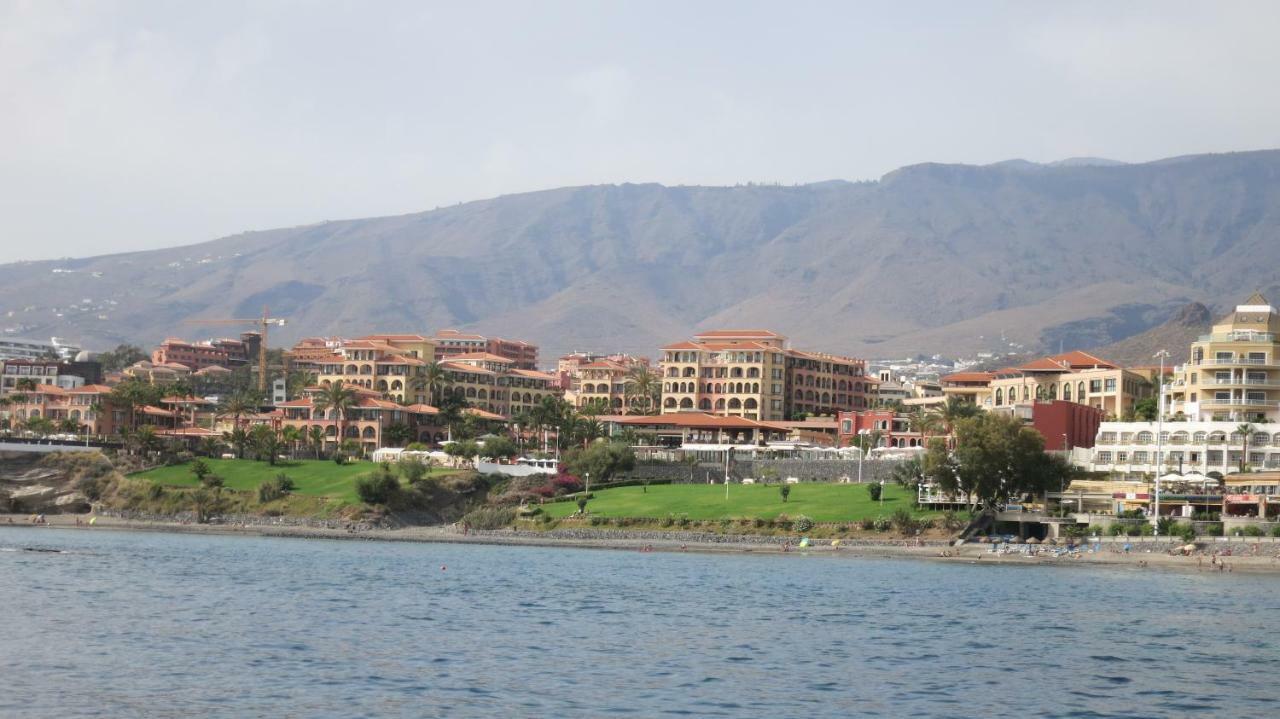 Holiday Home Close To Golden Mile Playa de las Americas  Ngoại thất bức ảnh